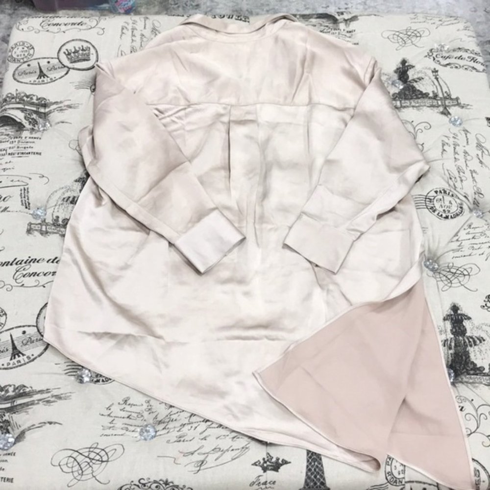 B New York Asymmetric Hem Shirt In Champagne - Picture 8 of 8